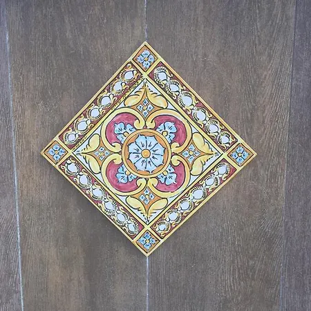 فندق Ciuri Di Badia 3*
