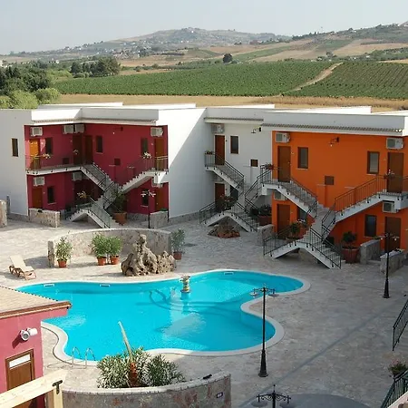 فندق Ciuri Di Badia